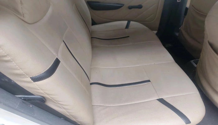 2018 Hyundai Eon MAGNA +, CNG, Manual, 96,577 km, interior