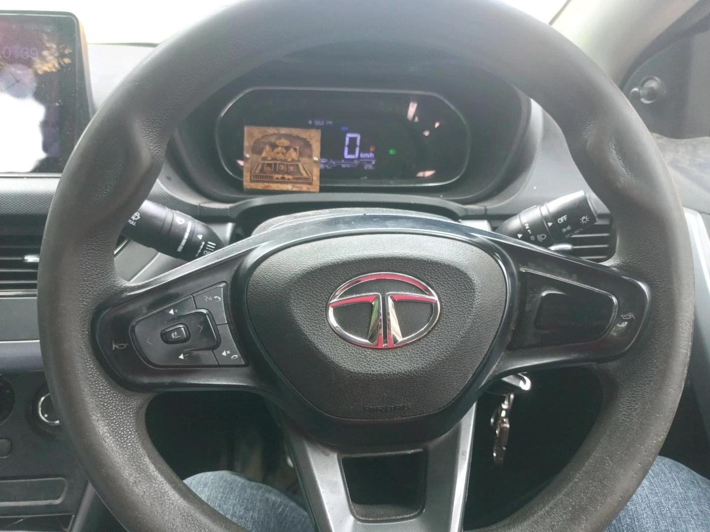 2022 Tata NEXON XE PETROL, Petrol, Manual, 1,18,964 km, interior