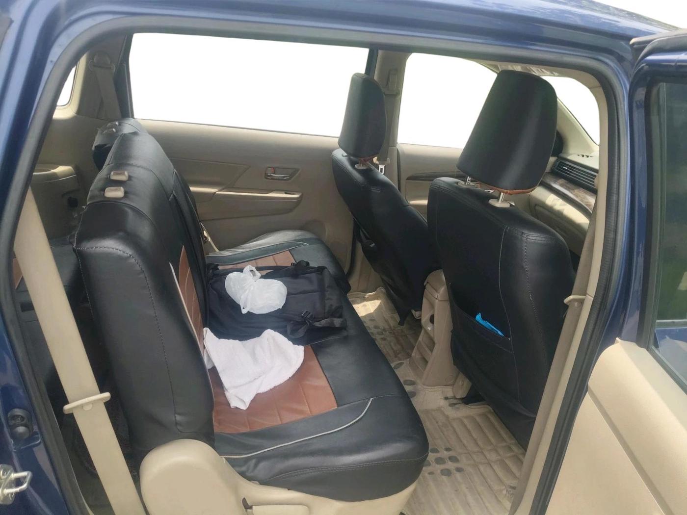 2018 Maruti Ertiga ZXI+ SHVS, Petrol, Manual, 1,19,833 km, interior