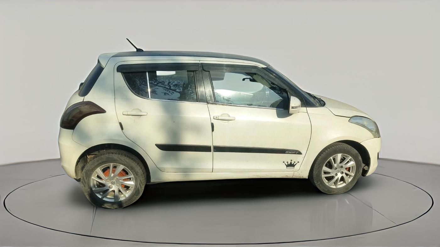 2012 Maruti Swift ZXI, CNG, Manual, 99,772 km, exterior