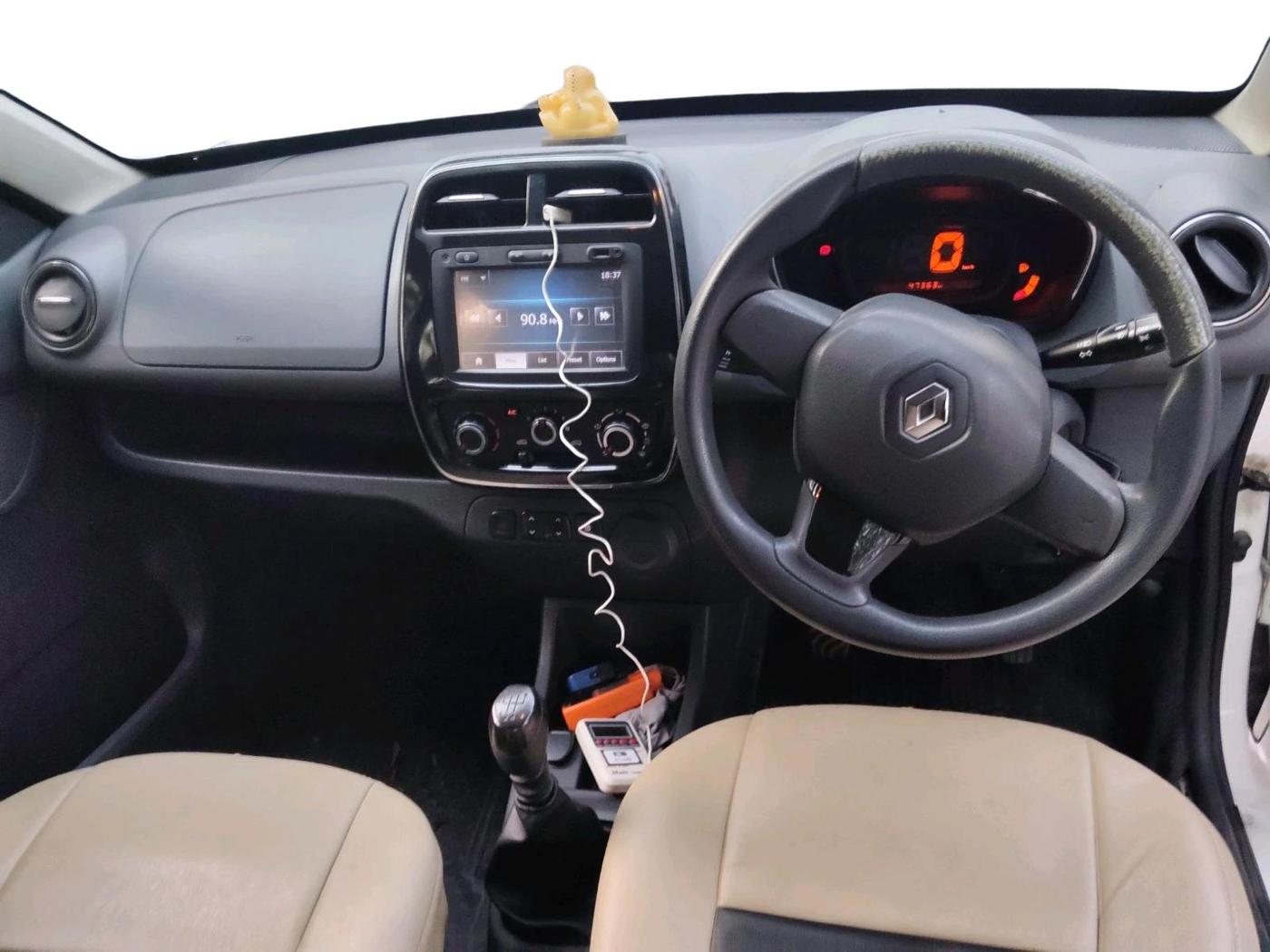 2016 Renault Kwid RXT 0.8 (O), Petrol, Manual, 47,363 km, interior