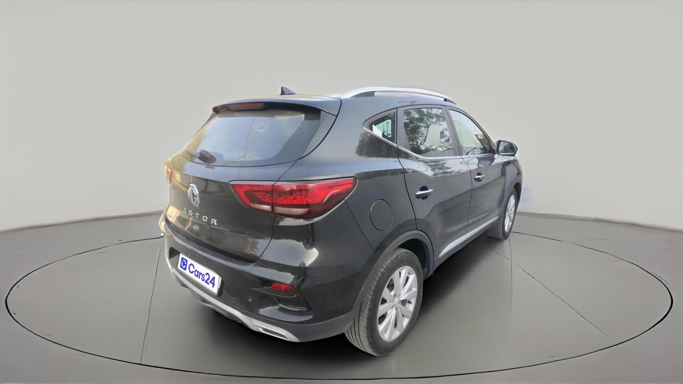 2024 MG ASTOR Select 1.5 MT, Petrol, Manual, 42,300 km, exterior