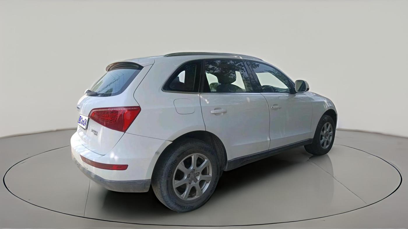 2011 Audi Q5 2.0 TDI QUATTRO, Diesel, Automatic, 1,47,681 km, exterior