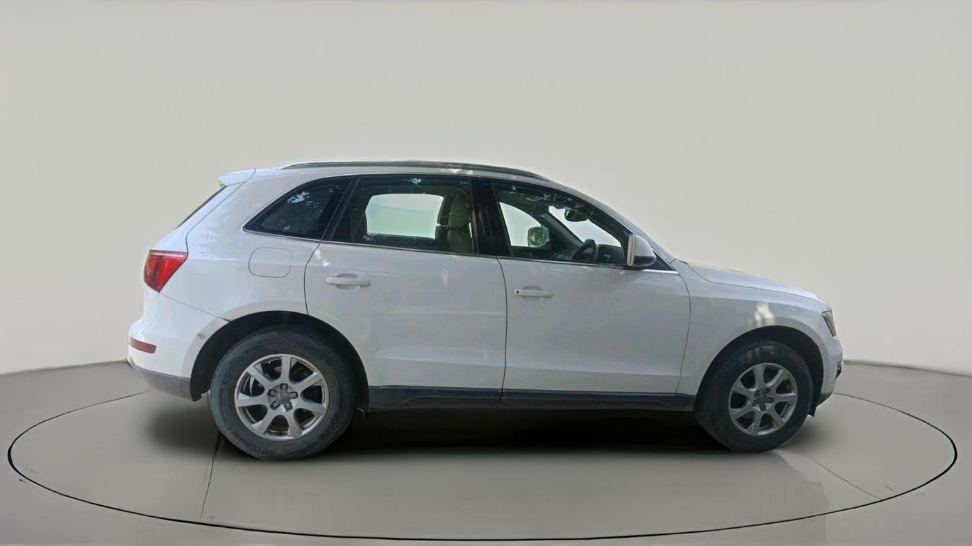 2011 Audi Q5 2.0 TDI QUATTRO, Diesel, Automatic, 1,47,681 km, exterior