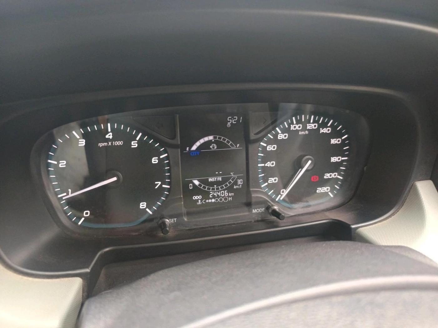2022 Tata PUNCH ADVENTURE MT, CNG, Manual, 24,406 km, interior