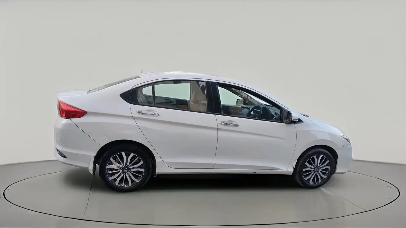 2018 Honda City 1.5L I-VTEC VX, Petrol, Manual, 1,29,946 km, exterior