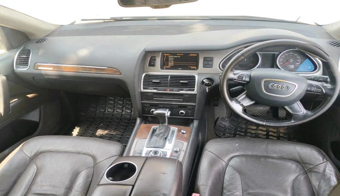 2013 Audi Q7 3.0 TDI QUATTRO, Diesel, Automatic, 2,03,487 km, interior