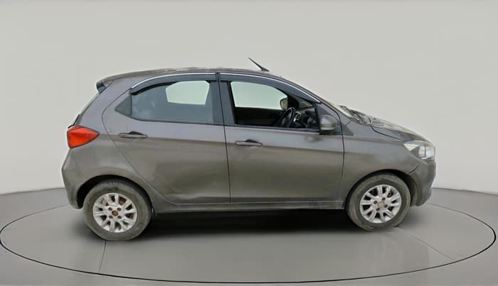 2016 Tata Tiago XT PETROL, CNG, Manual, 96,749 km, exterior