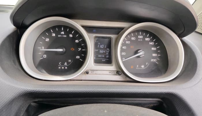 2016 Tata Tiago XT PETROL, CNG, Manual, 96,749 km, interior