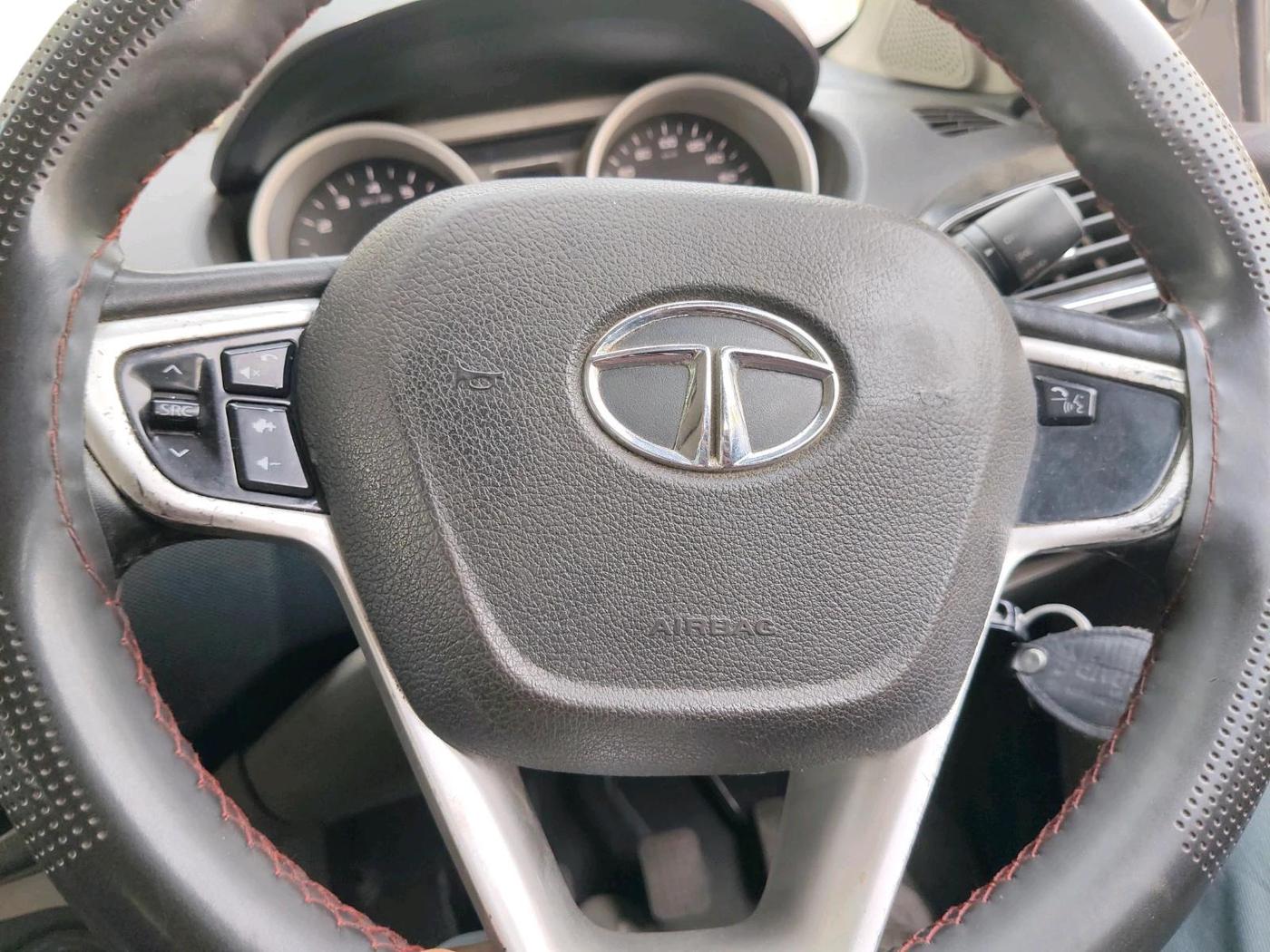 2016 Tata Tiago XT PETROL, CNG, Manual, 96,749 km, interior