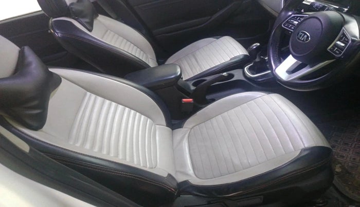 2020 KIA SELTOS HTK PLUS 1.5, Petrol, Manual, 1,00,225 km, interior