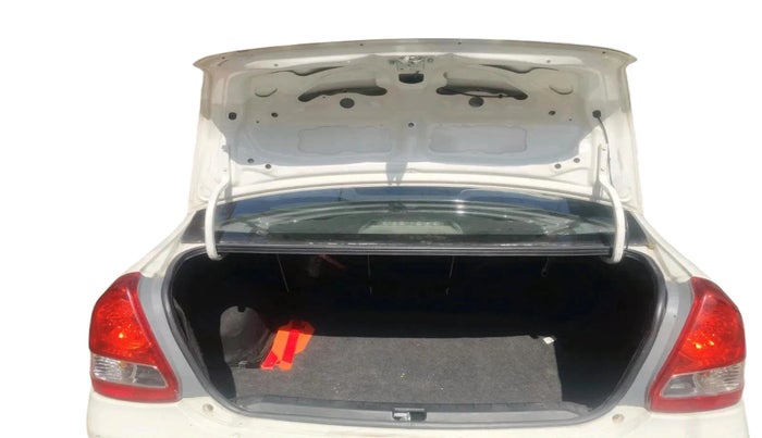 2011 Toyota Etios G, Petrol, Manual, 85,528 km, exterior