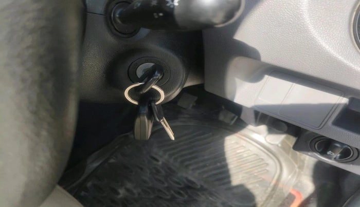 2011 Toyota Etios G, Petrol, Manual, 85,528 km, interior