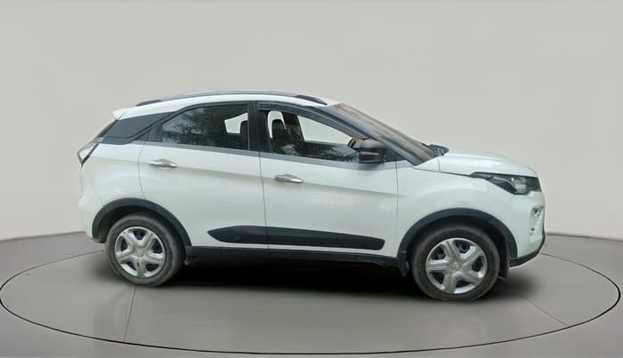 2022 Tata NEXON XM SUNROOF PETROL, CNG, Manual, 59,411 km, exterior