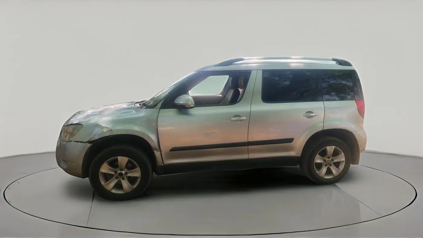 2011 Skoda Yeti AMBIENTE, Diesel, Manual, 1,79,811 km, exterior