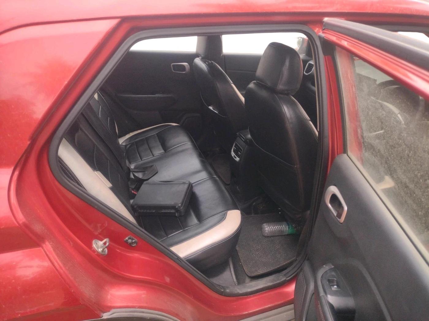 2019 Hyundai VENUE SX(O) 1.4 CRDI, Diesel, Manual, 1,81,593 km, interior