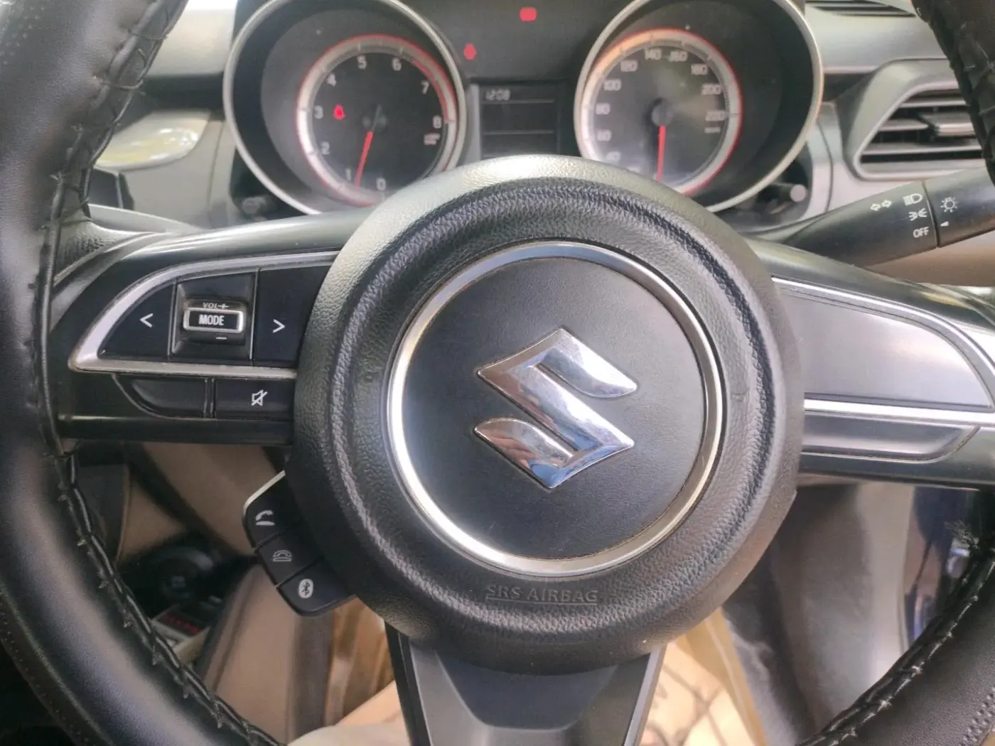 2019 Maruti Swift VXI, Petrol, Manual, 1,37,944 km, interior