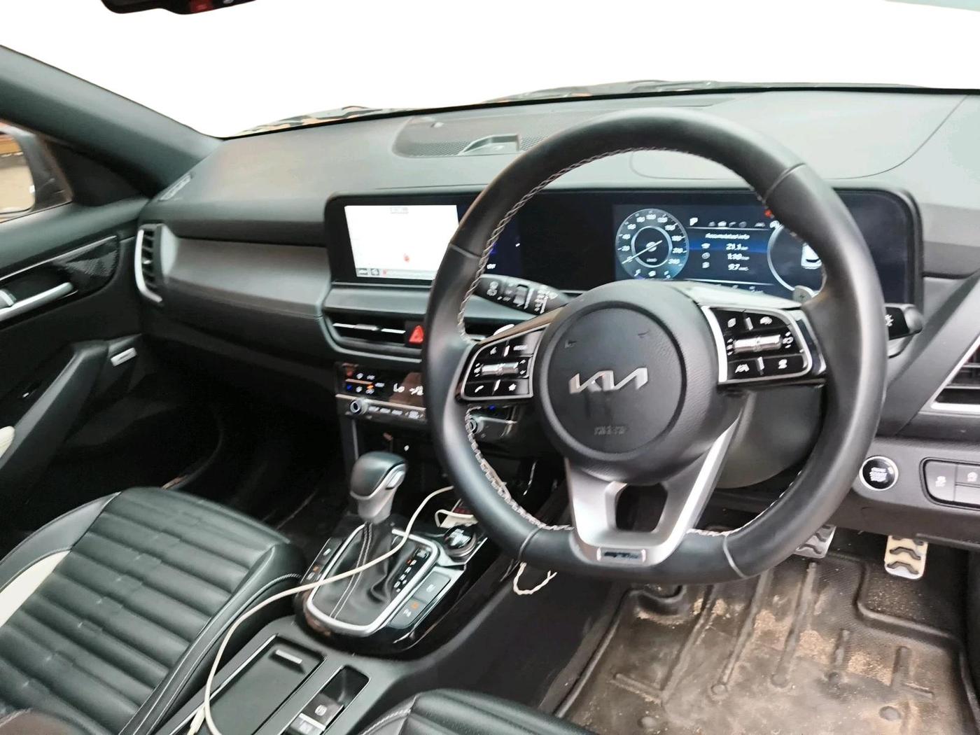 2023 KIA SELTOS  GTX PLUS 1.5 DIESEL AT, Diesel, Automatic, 23,766 km, interior