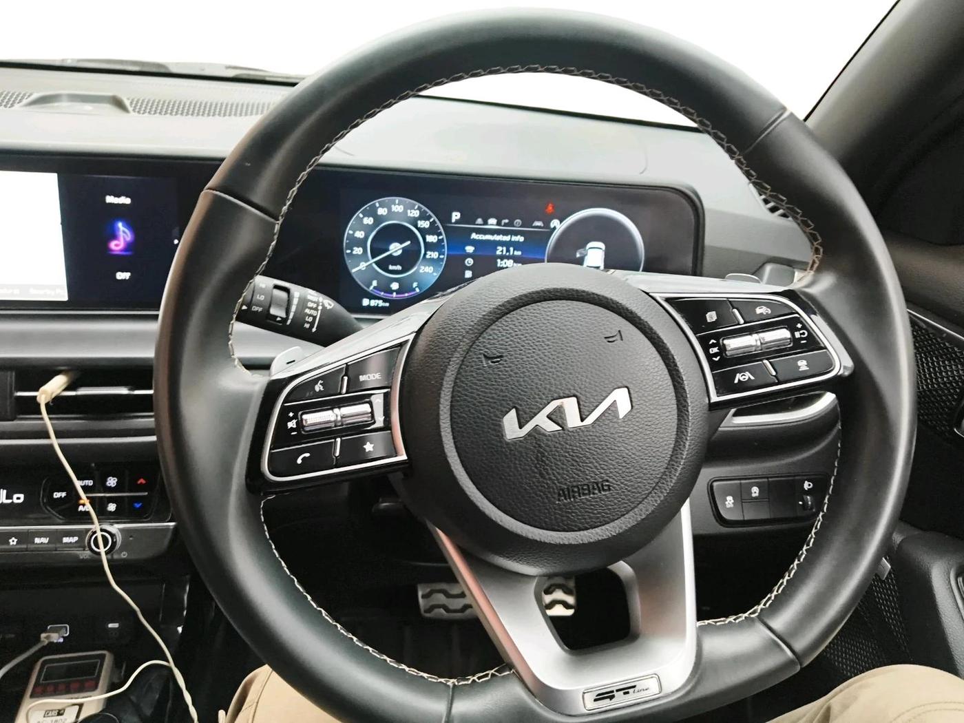 2023 KIA SELTOS  GTX PLUS 1.5 DIESEL AT, Diesel, Automatic, 23,766 km, interior