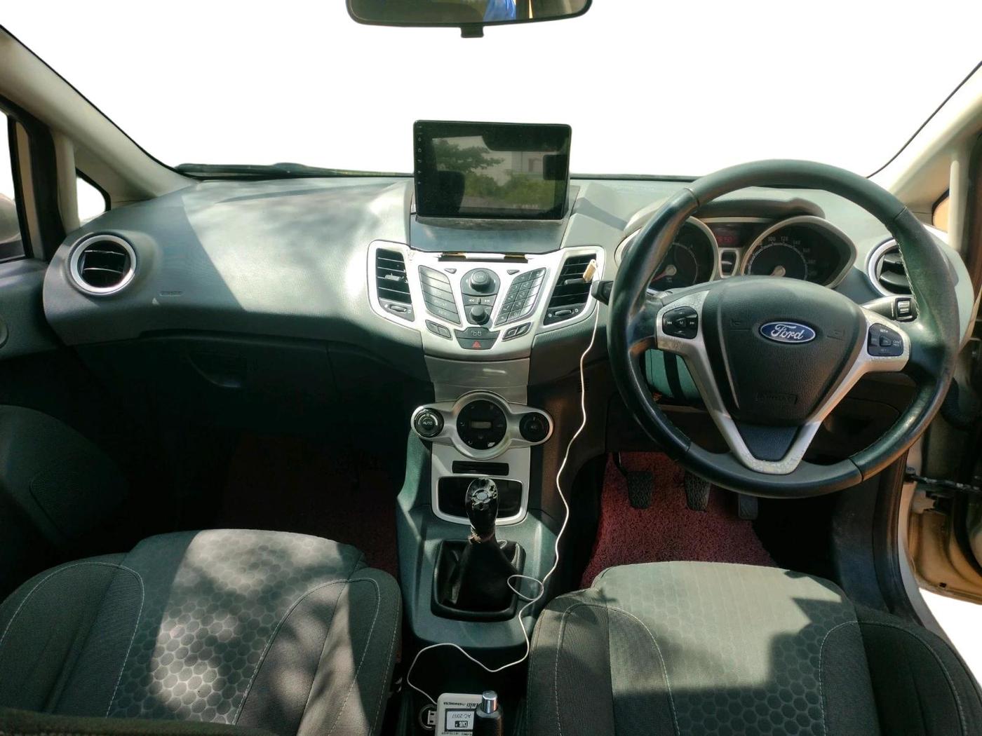 2012 Ford Fiesta TITANIUM DIESEL, Diesel, Manual, 1,78,150 km, interior