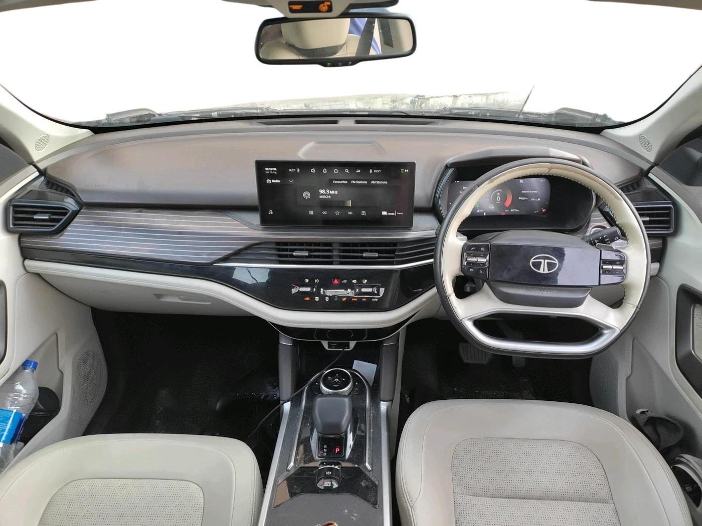 2025 Tata Safari Accomplished 7str AT, Diesel, Automatic, 55,775 km, interior
