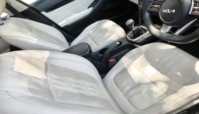 2023 KIA SELTOS  HTX 1.5 PETROL MT, Petrol, Manual, 59,013 km, interior