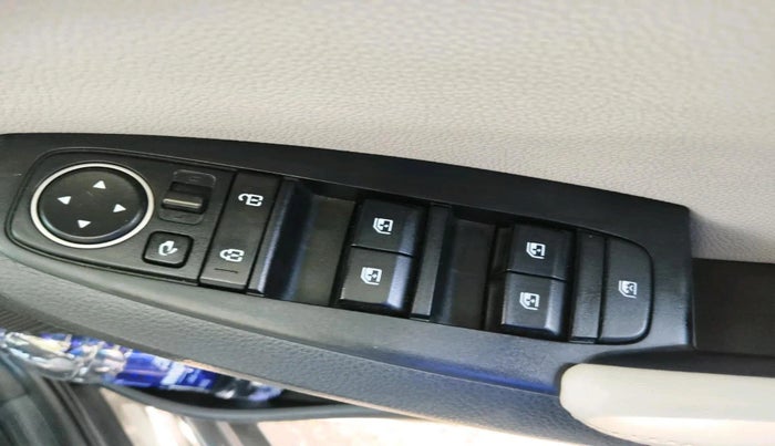 2023 KIA SELTOS  HTX 1.5 PETROL MT, Petrol, Manual, 59,013 km, interior