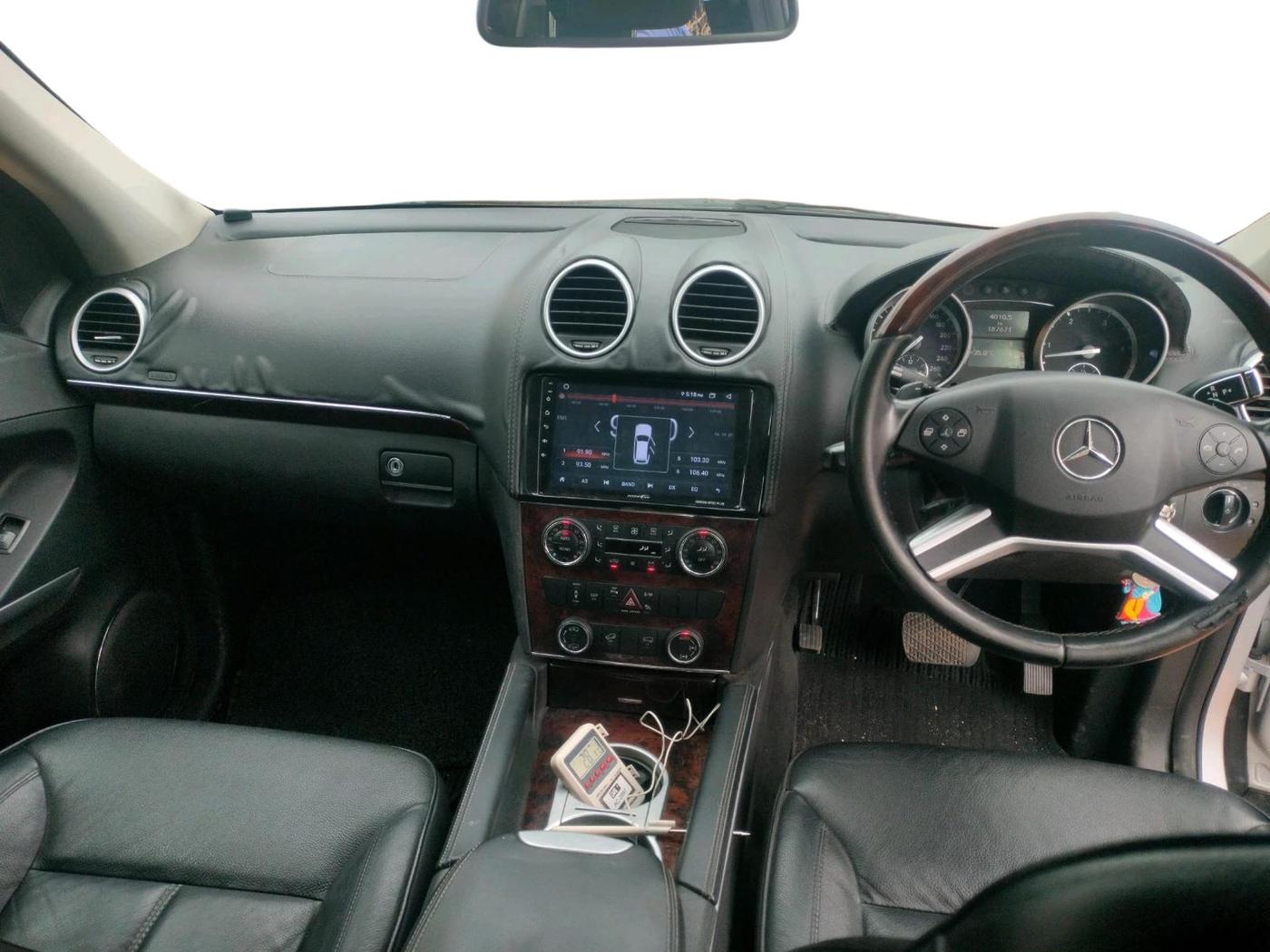 2011 Mercedes Benz E Class 220 CDI AT, Diesel, Automatic, 1,87,671 km, interior