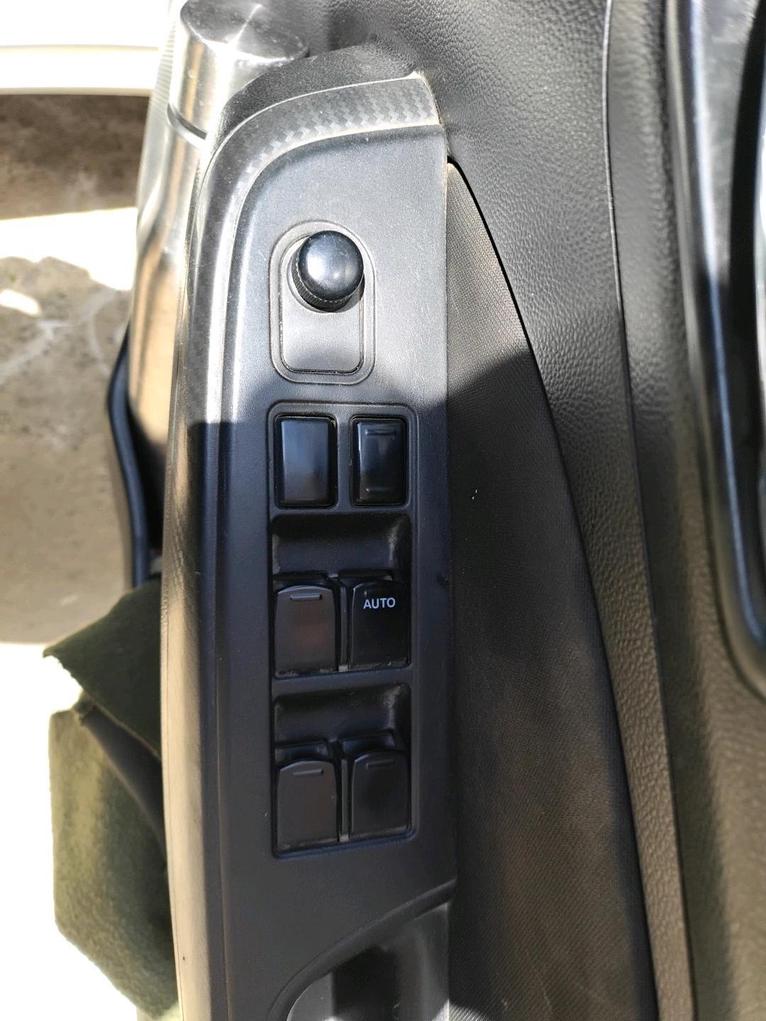 2018 Maruti Swift VXI AMT, Petrol, Automatic, 3,58,533 km, interior
