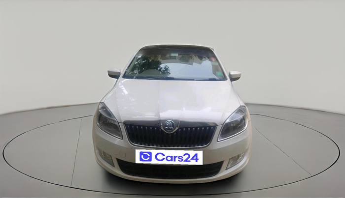 2015 Skoda Rapid AMBITION 1.5 TDI, Diesel, Manual, 2,59,404 km, exterior