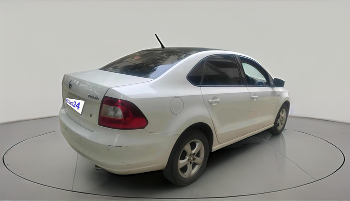 2015 Skoda Rapid AMBITION 1.5 TDI, Diesel, Manual, 2,59,404 km, exterior