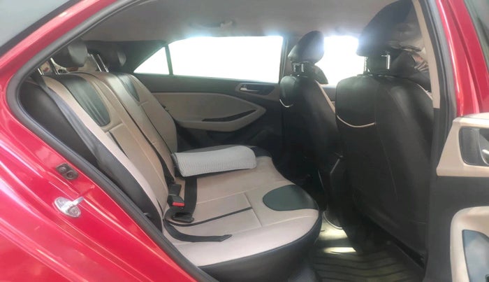 2015 Hyundai Elite i20 ASTA 1.2, Petrol, Manual, 1,24,369 km, interior