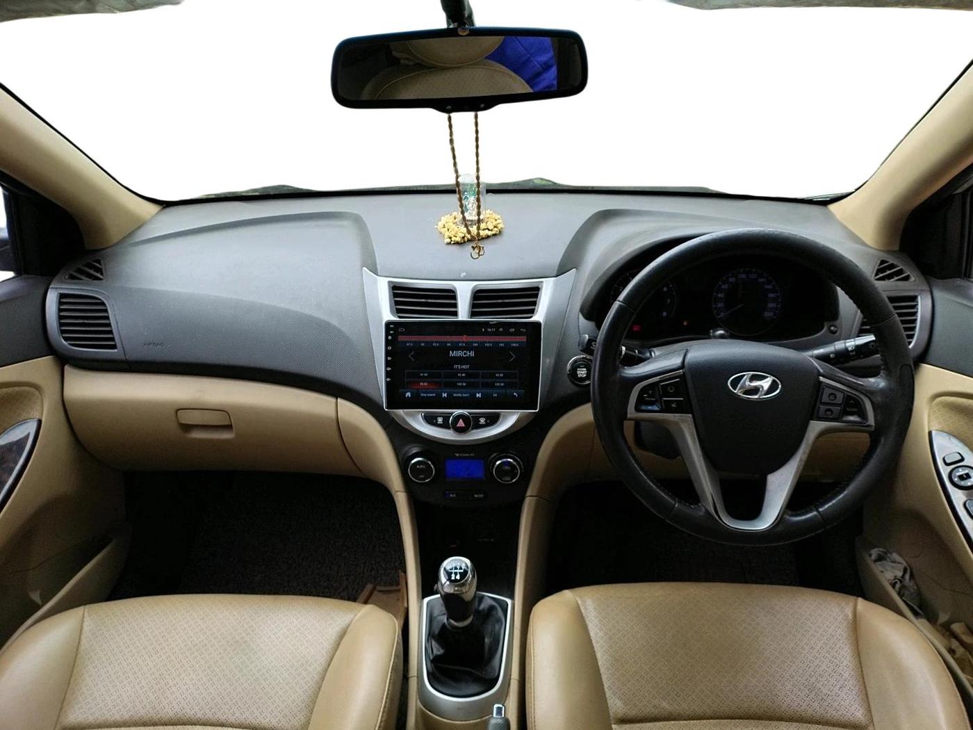 2014 Hyundai Verna FLUIDIC 1.6 VTVT SX OPT, Petrol, Manual, 1,15,350 km, interior