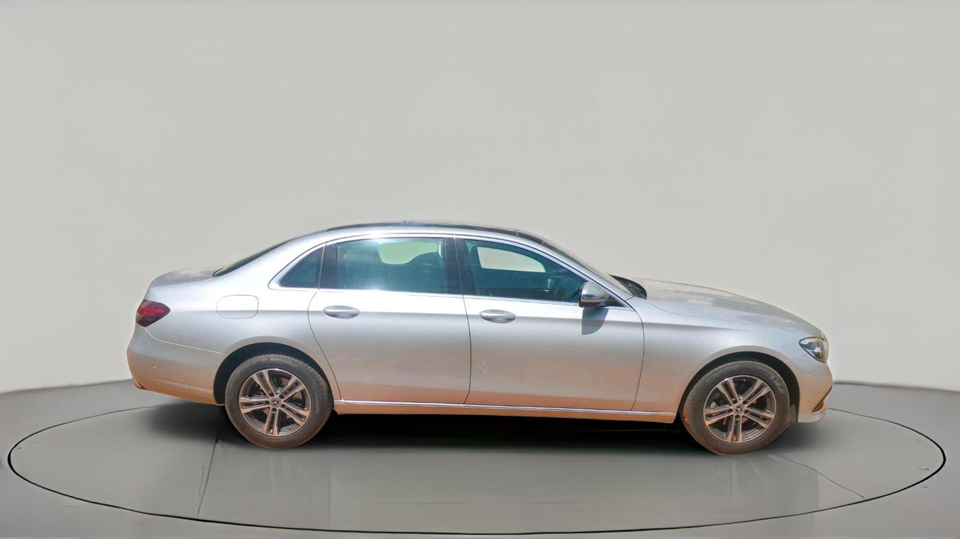 2022 Mercedes Benz E Class E 220d Expression, Diesel, Automatic, 20,025 km, exterior