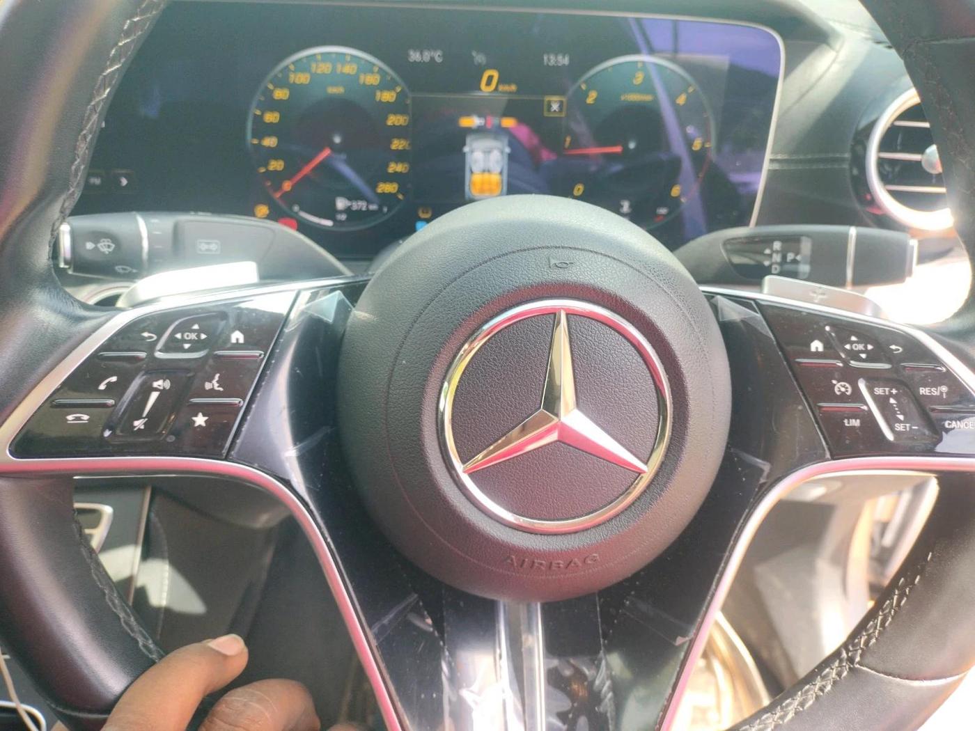 2022 Mercedes Benz E Class E 220d Expression, Diesel, Automatic, 20,025 km, interior