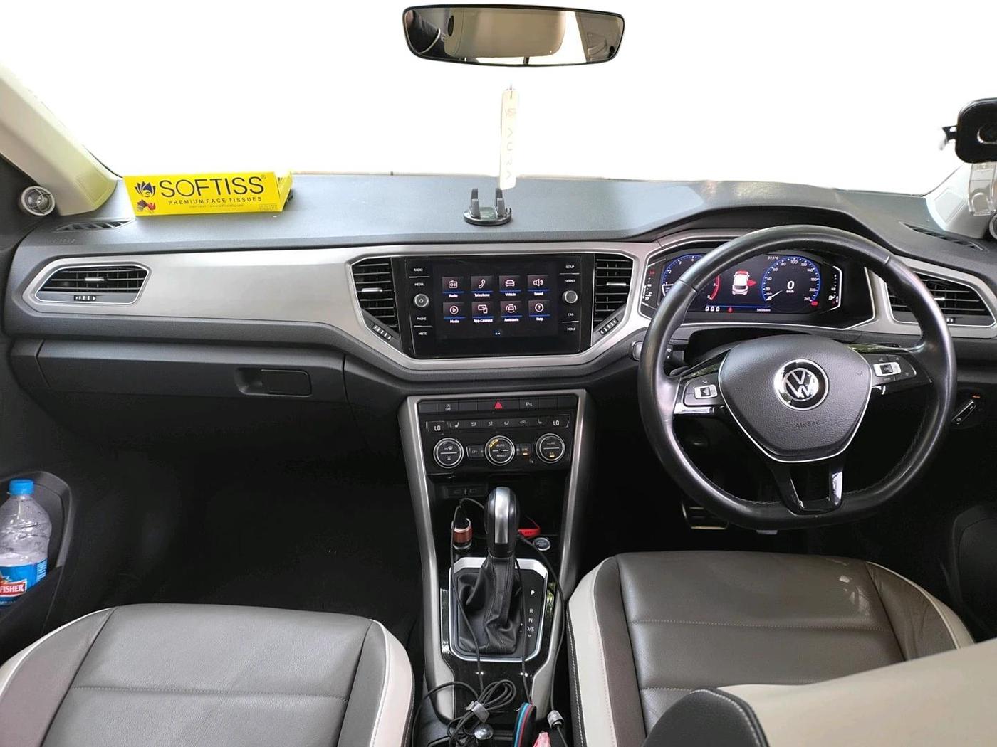 2021 Volkswagen T-ROC 1.5 TSI AT, Petrol, Automatic, 56,086 km, interior