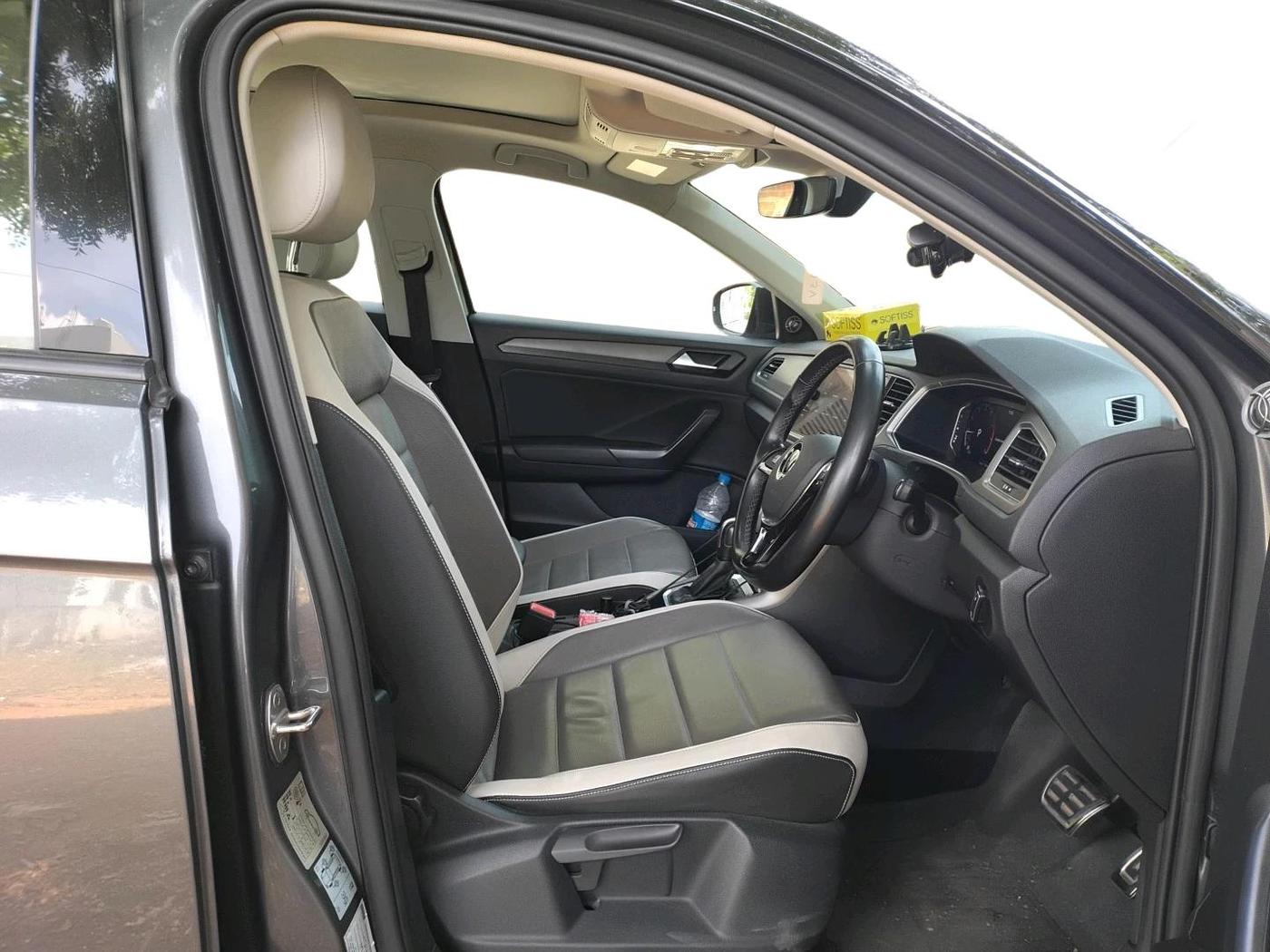 2021 Volkswagen T-ROC 1.5 TSI AT, Petrol, Automatic, 56,086 km, interior