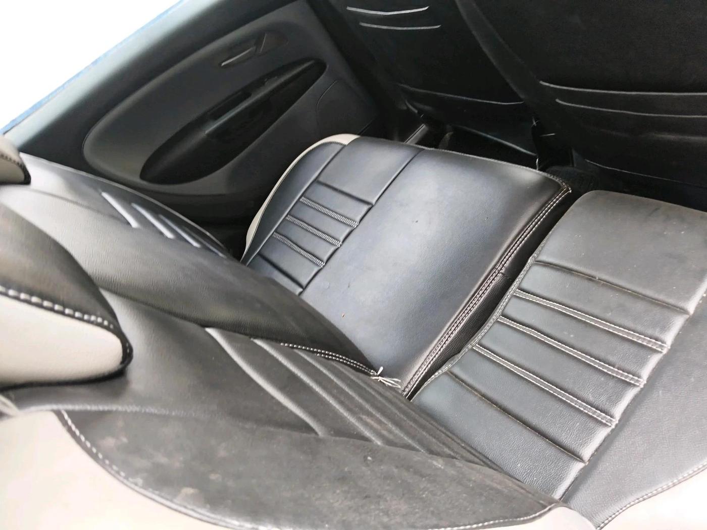 2011 Fiat Grand Punto ACTIVE 1.3, Diesel, Manual, 1 km, interior