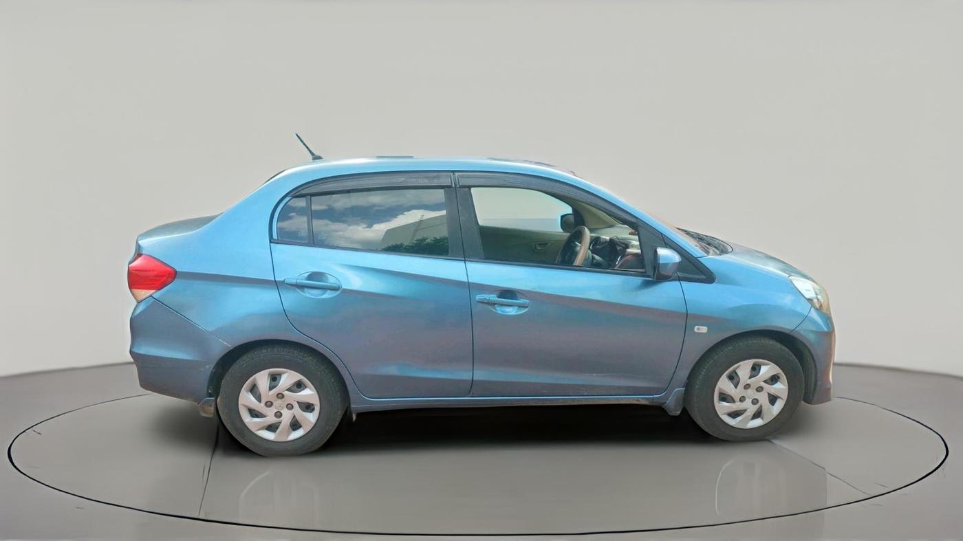 2014 Honda Amaze 1.5L I-DTEC S, Diesel, Manual, 99,896 km, exterior