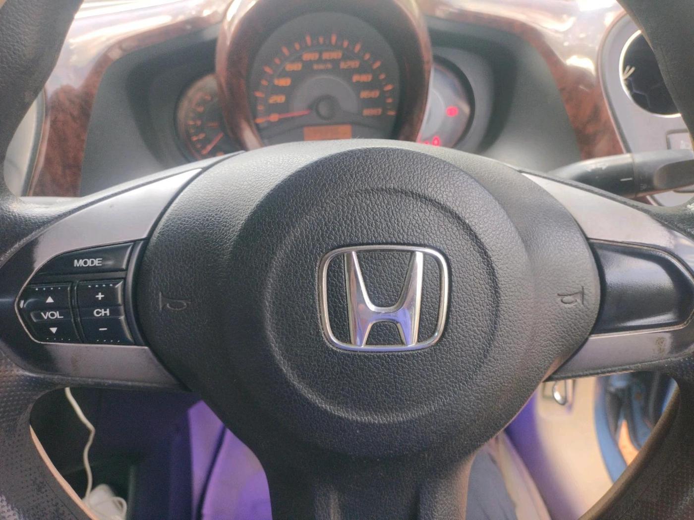 2014 Honda Amaze 1.5L I-DTEC S, Diesel, Manual, 99,896 km, interior