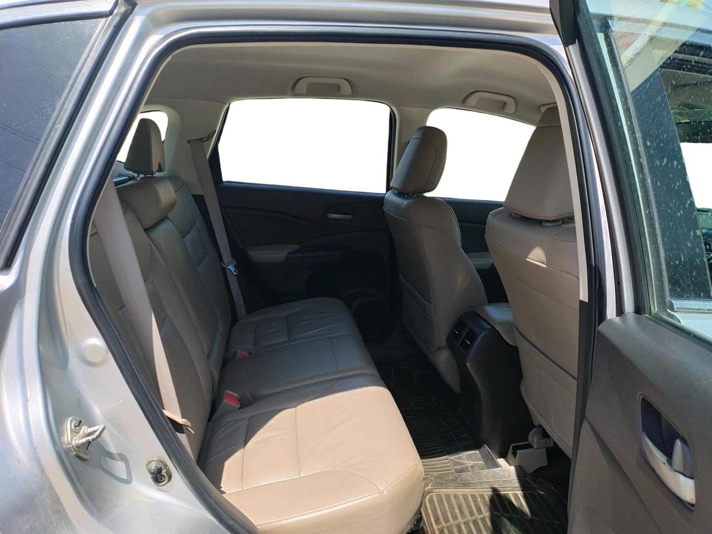 2015 Honda CRV 2.0L 2WD MT, Petrol, Manual, 1,13,940 km, interior