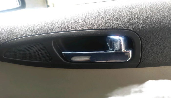 2013 Hyundai i20 ERA 1.2, Petrol, Manual, 1,72,699 km, interior