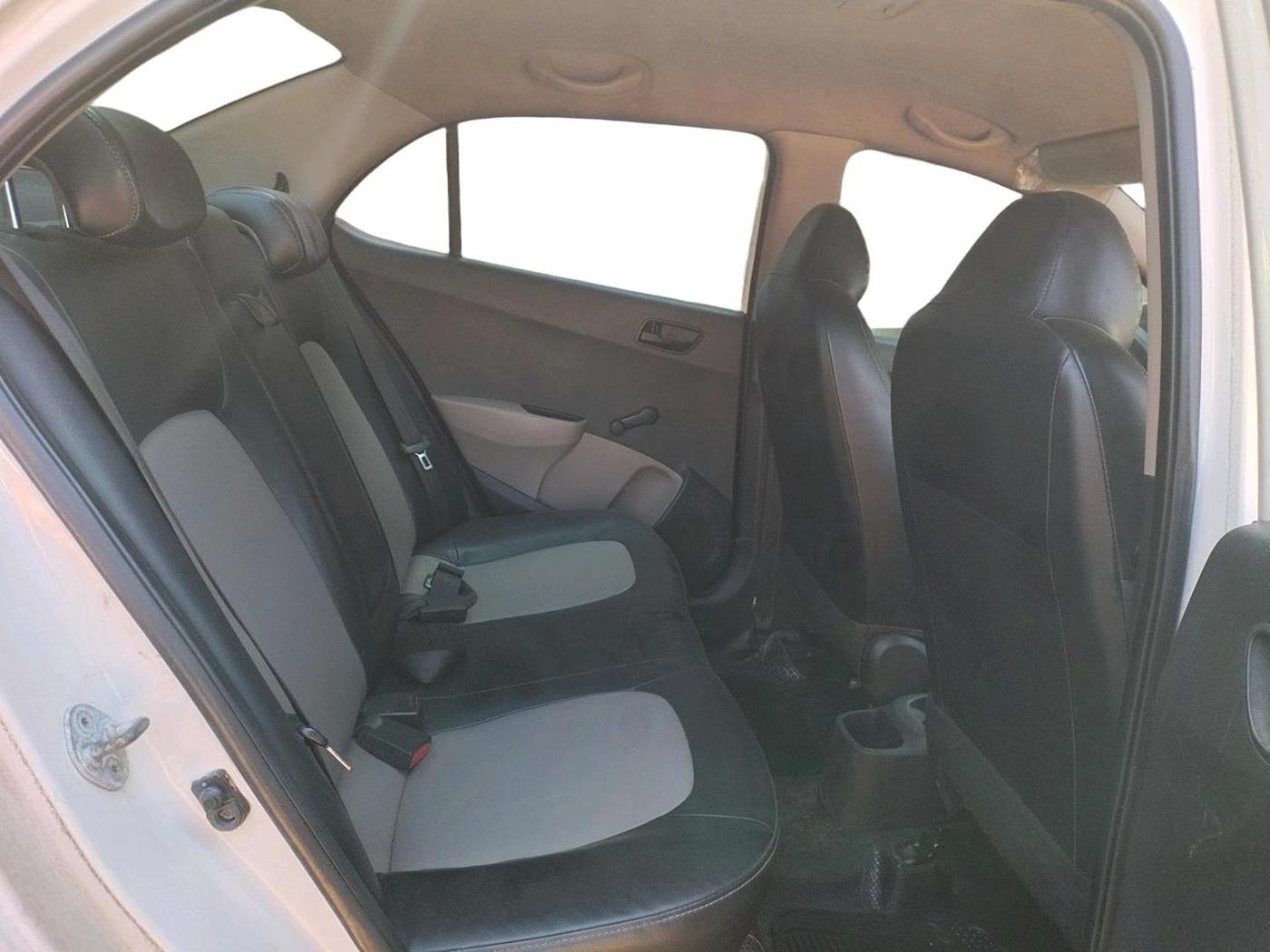 2018 Hyundai XCENT PRIME T CRDI, Diesel, Manual, 1,75,064 km, interior