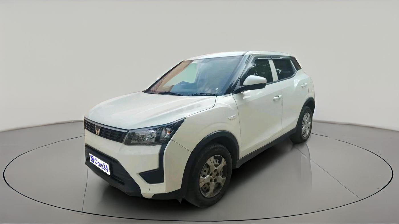 2022 Mahindra XUV300 W4 1.5 DIESEL, Diesel, Manual, 81,917 km, exterior