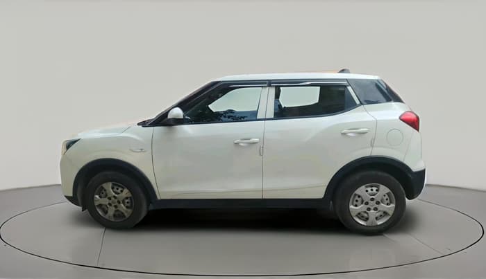 2022 Mahindra XUV300 W4 1.5 DIESEL, Diesel, Manual, 81,917 km, exterior