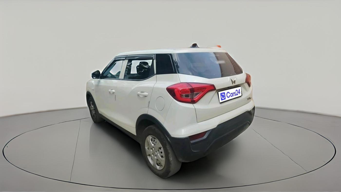 2022 Mahindra XUV300 W4 1.5 DIESEL, Diesel, Manual, 81,917 km, exterior