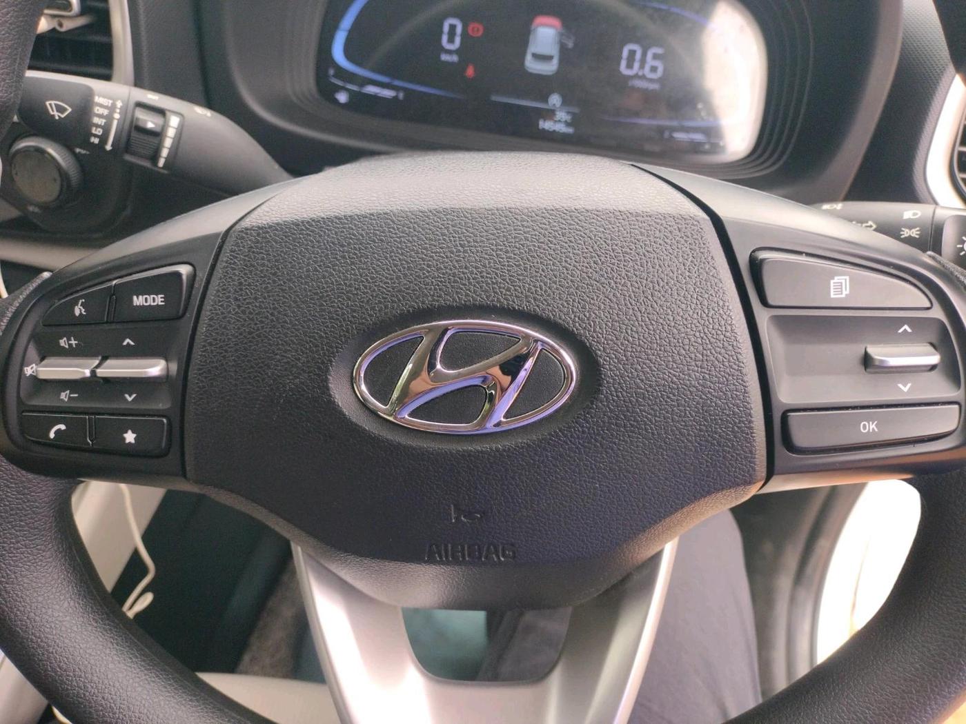 2024 Hyundai VENUE S 1.2, Petrol, Manual, 14,545 km, interior