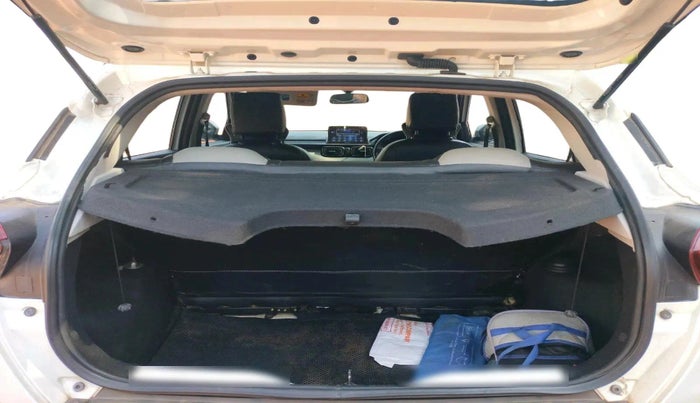 2022 Tata PUNCH ADVENTURE MT, Petrol, Manual, 21,225 km, exterior