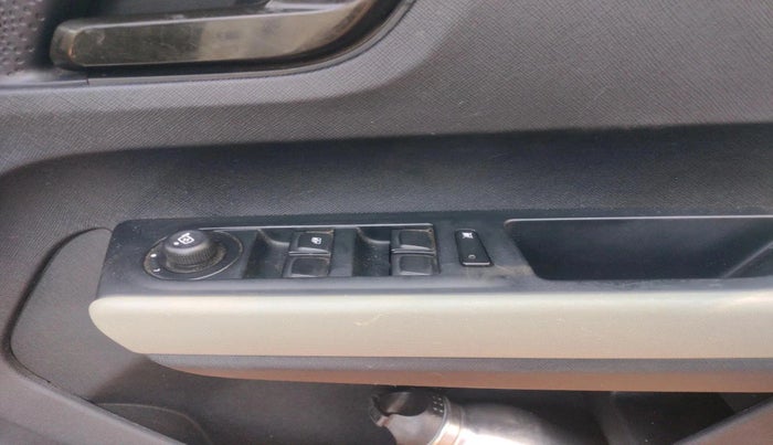 2022 Tata PUNCH ADVENTURE MT, Petrol, Manual, 21,225 km, interior