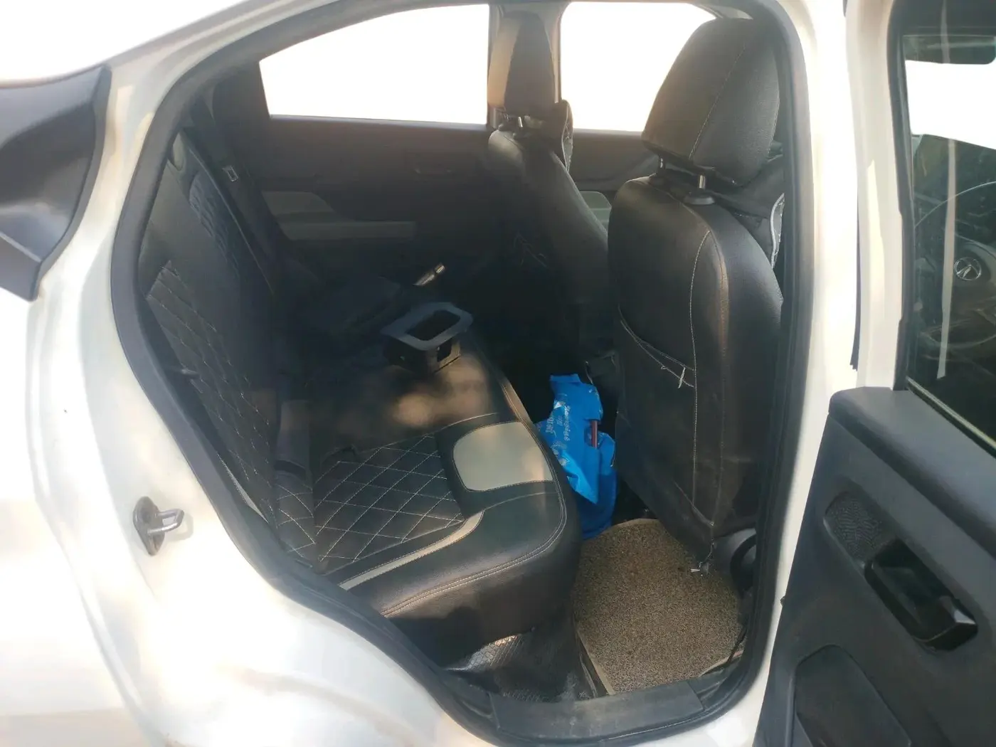 2022 Tata PUNCH ADVENTURE MT, Petrol, Manual, 21,225 km, interior